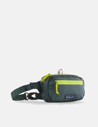 Ultralight Patagonia Black Hole Mini Hip Pack - Image 5