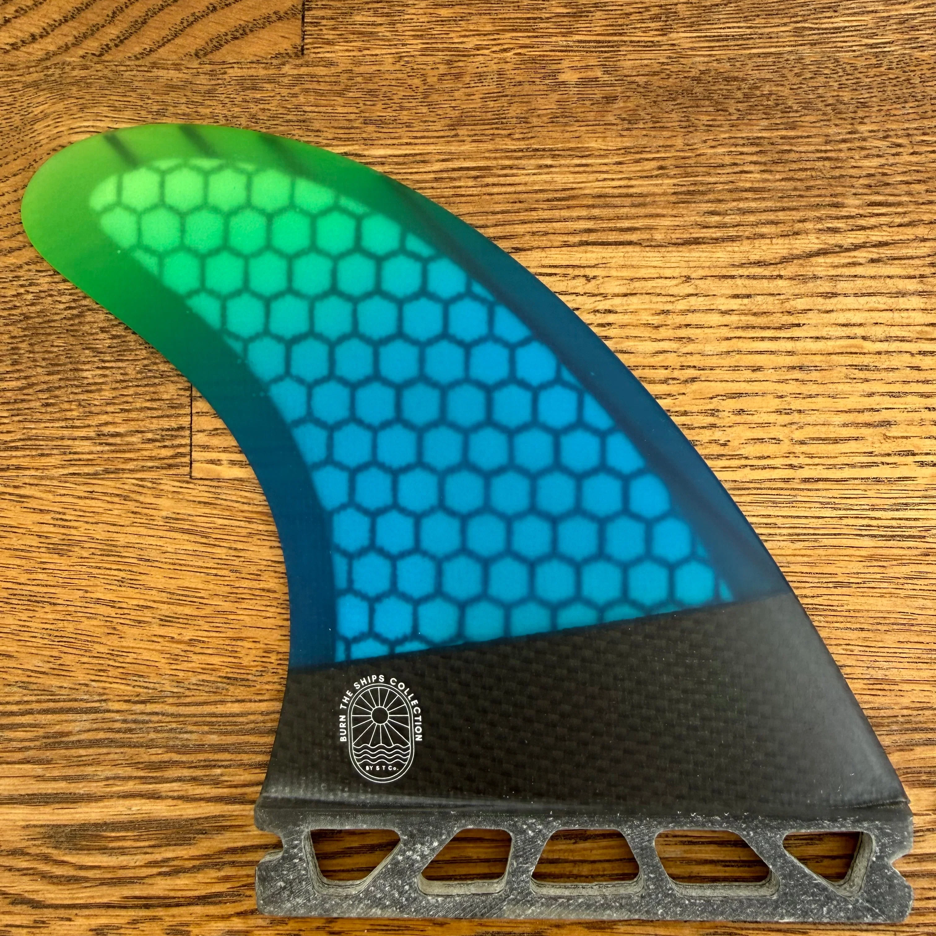 BTS Collection Future Rainbow Thruster Fin – Med OR Large