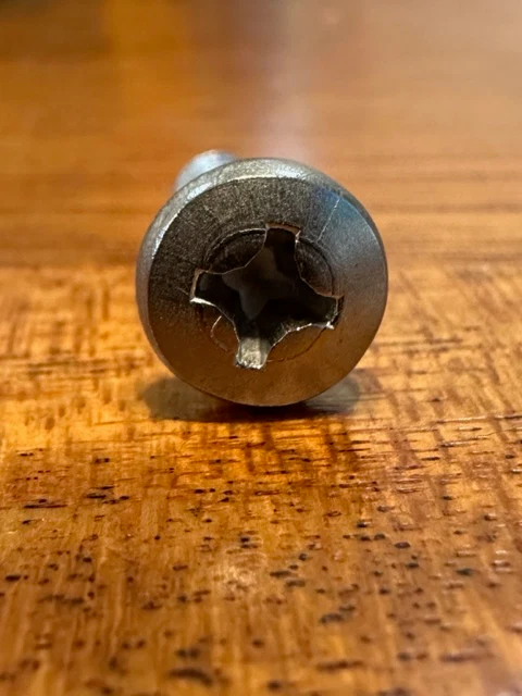 M6X28MM SS ST PPH SCREW - Image 2
