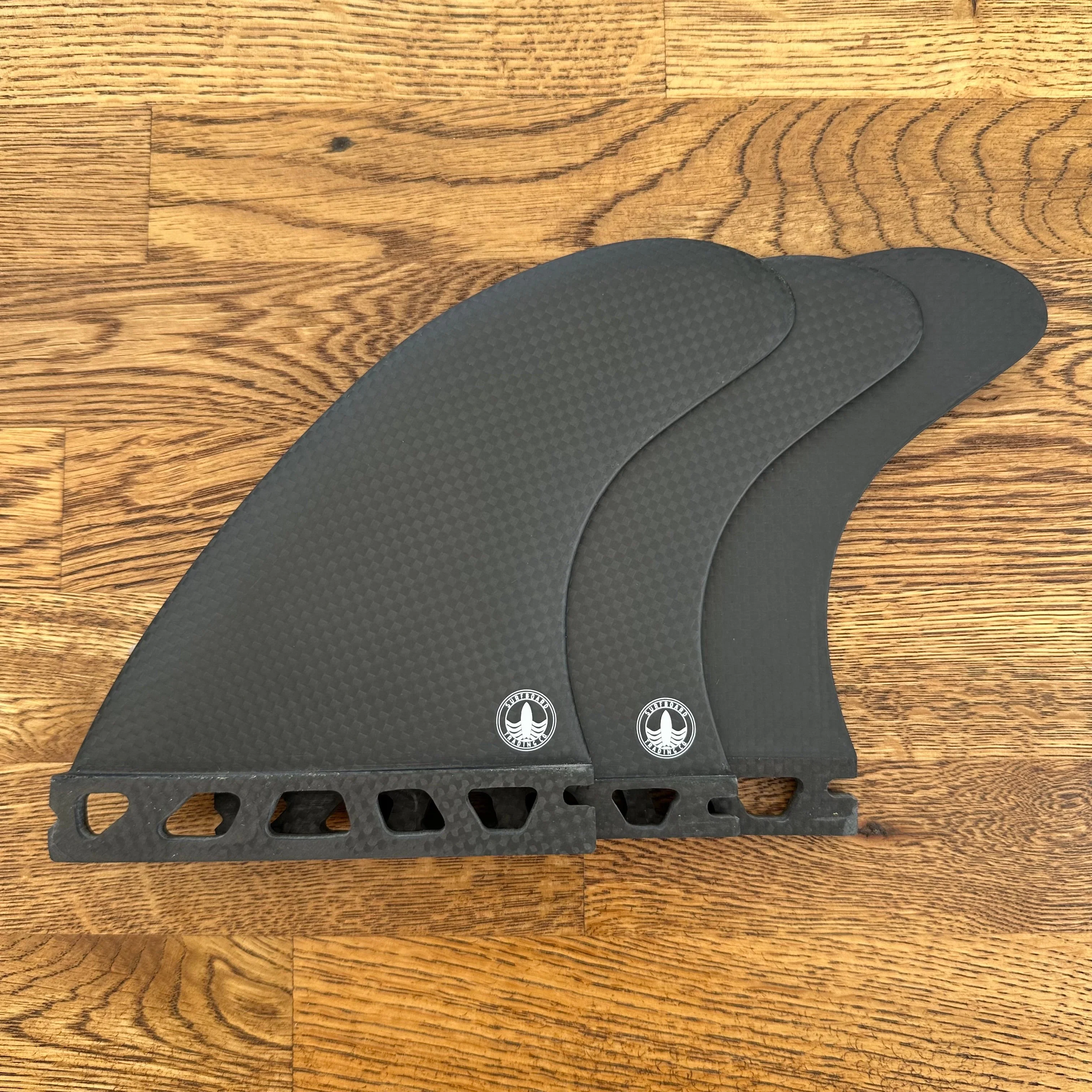 STCo. Bomb Proof Futures Thruster Fins – Carbon – Med OR Large - Image 4