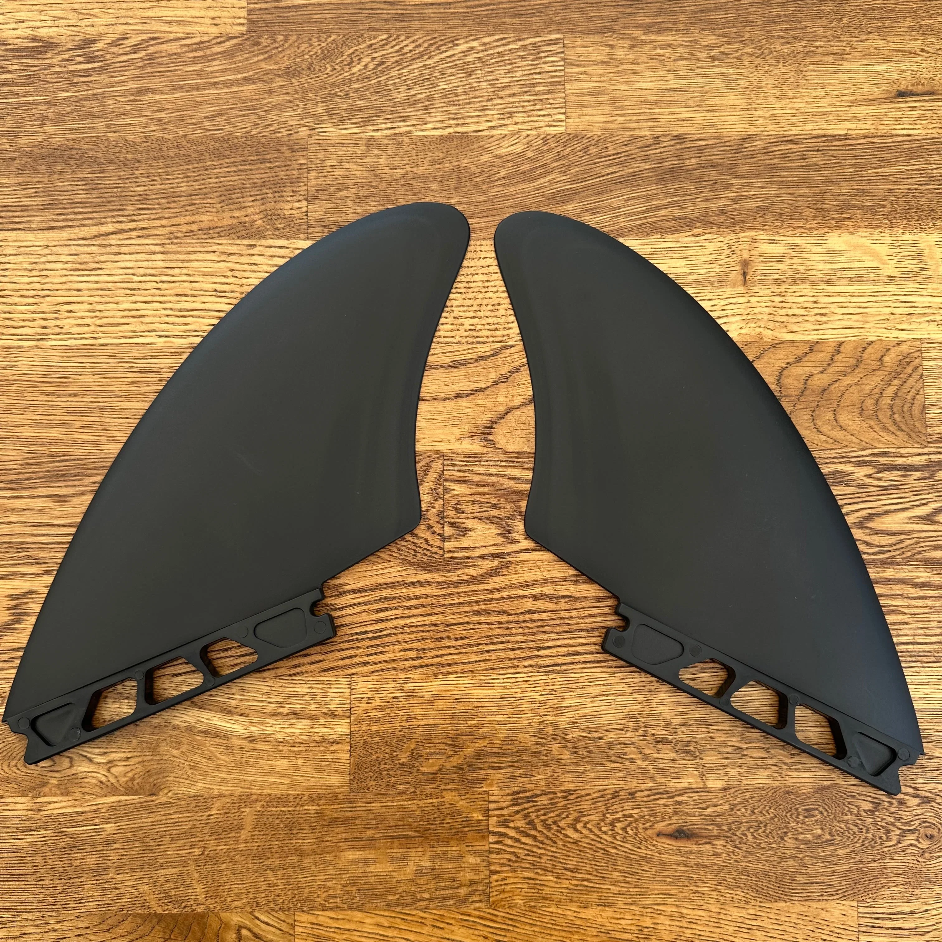 STCo. Future Composite Basic Keel Fins – Black - Image 2